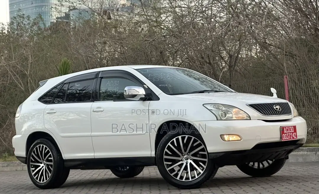 Toyota Harrier 2.4 2006 White