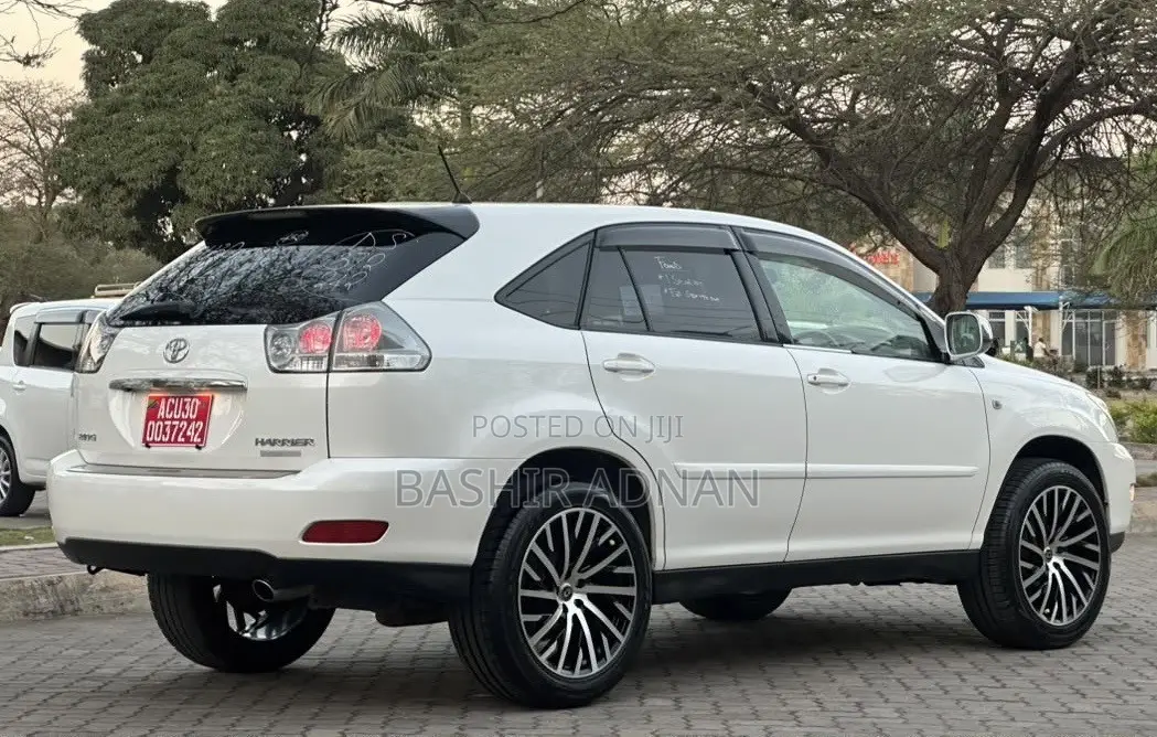 Toyota Harrier 2.4 2006 White