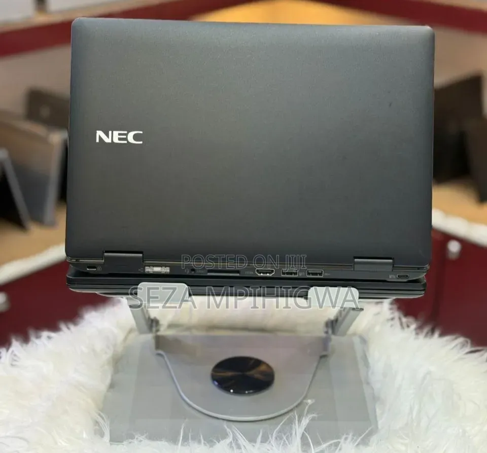 Laptop NEC 8GB Intel Core i5 SSD 128GB