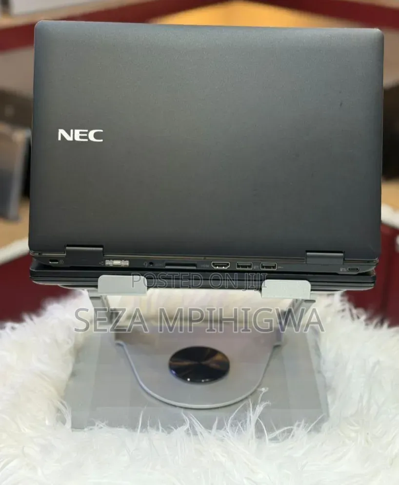 Laptop NEC 8GB Intel Core i5 SSD 128GB