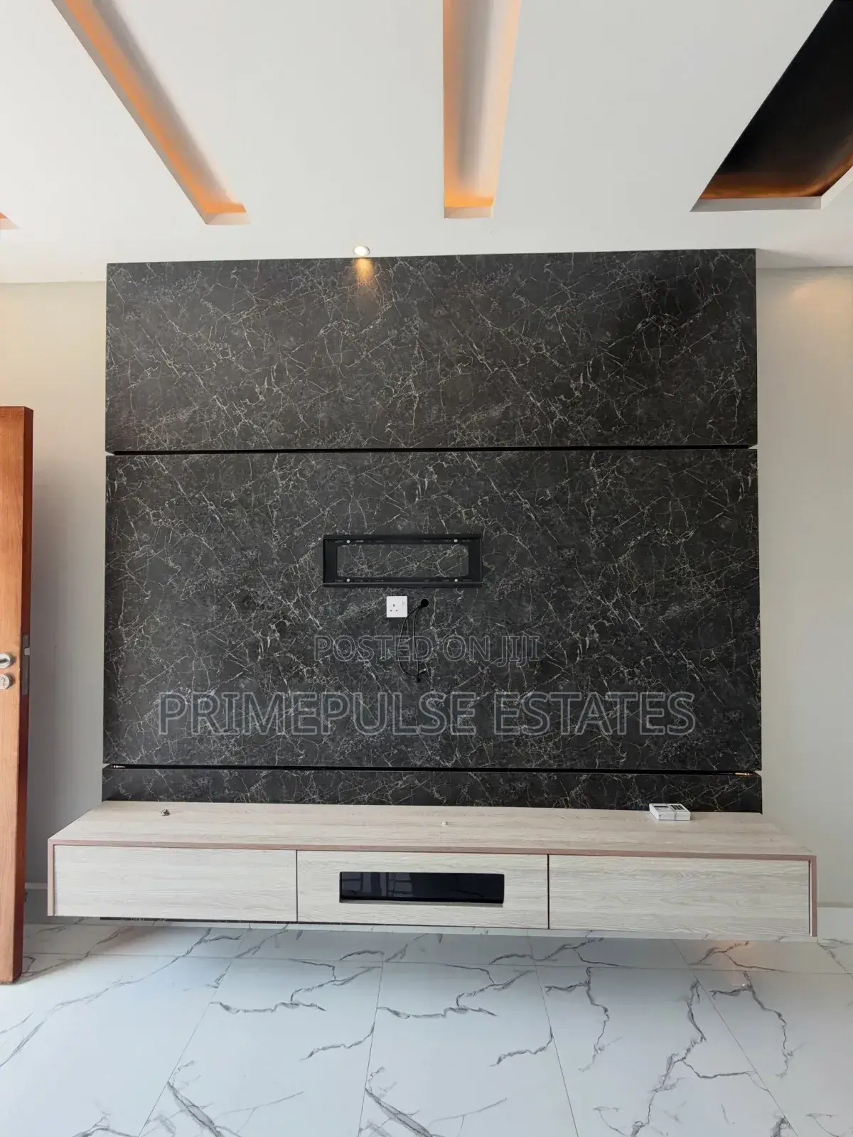 2bdrm Apartment in Goba for rent