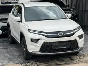 Toyota Urban Cruiser 2025 White