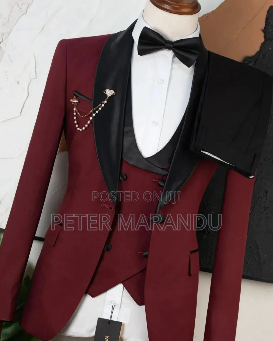 Suti Ya Kifahari Ya Bwana Harusi (Premium Maroon / Burgundy Tuxedo)