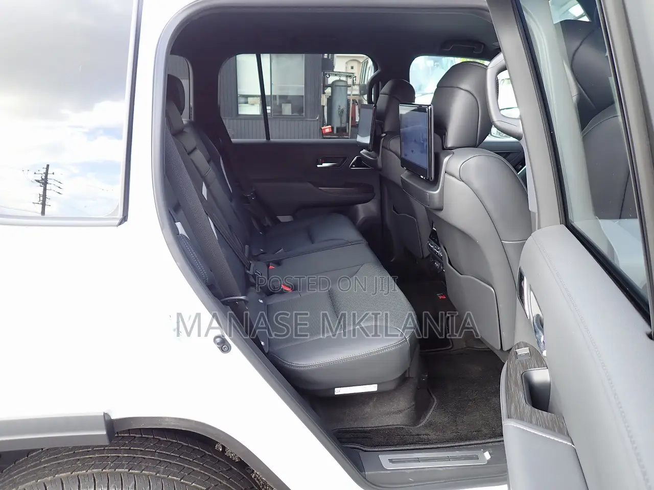 Toyota Land Cruiser 2024 White