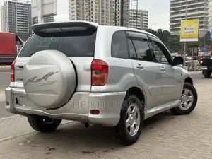 Toyota RAV4 Base FWD 2001 Silver