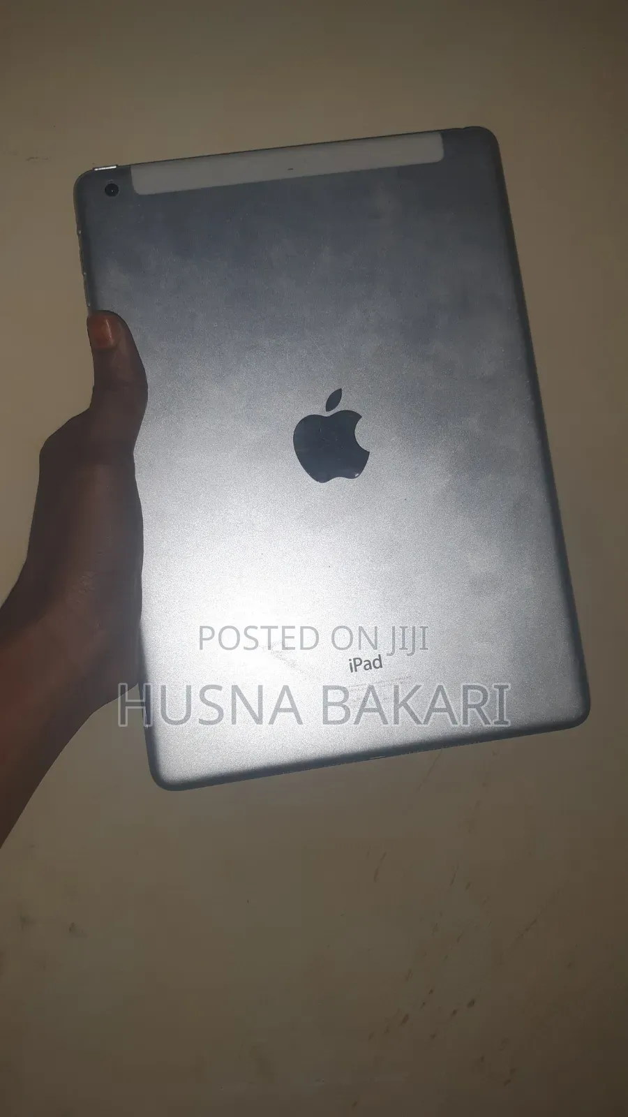 Apple iPad Air 16 GB Gray