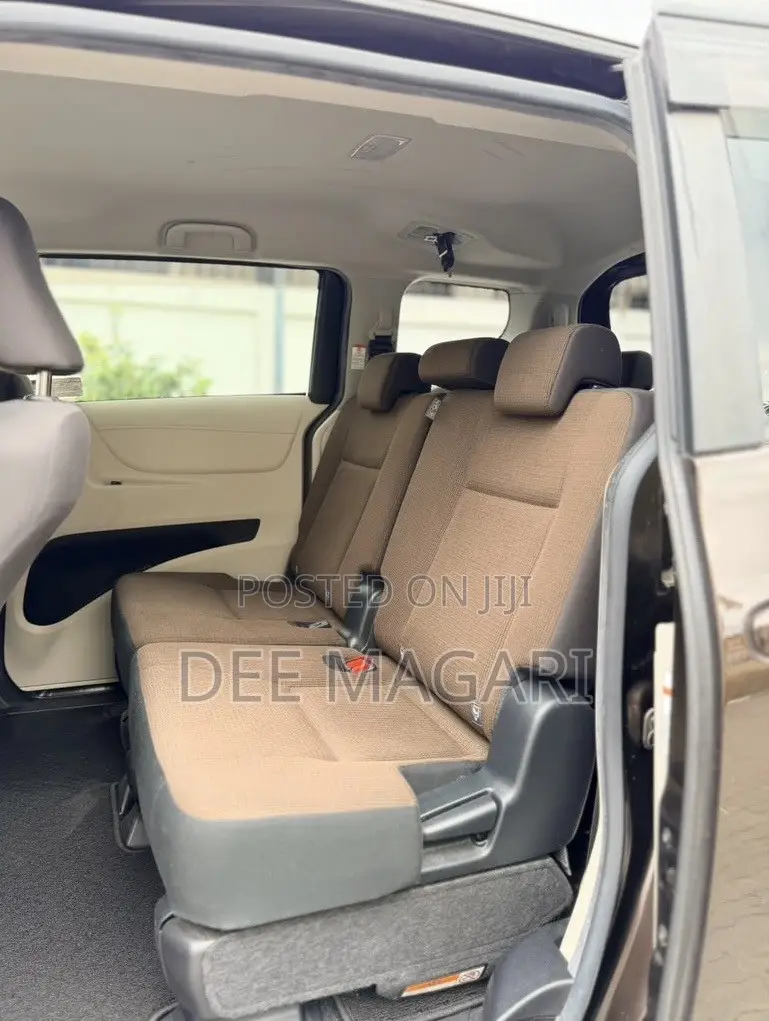 Toyota Sienta 2016 Black