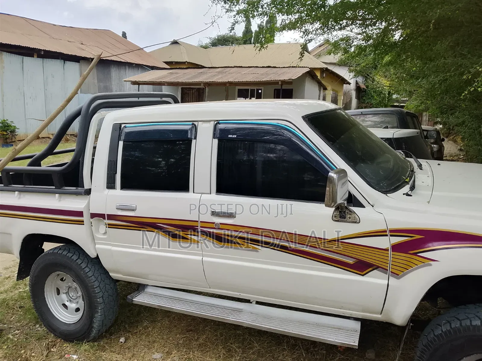 Toyota Hilux 1994 White