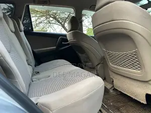 Toyota Vanguard 2007 Silver