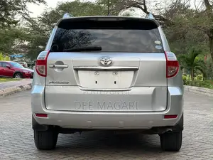 Toyota Vanguard 2007 Silver