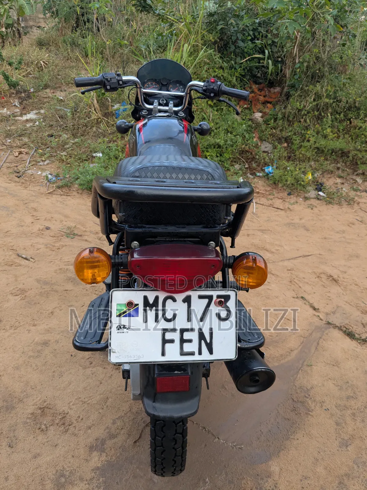 Bajaj Boxer X125 2026 Black