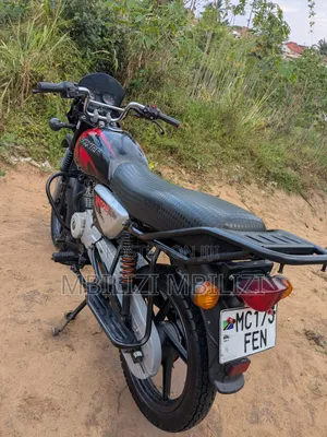 Bajaj Boxer X125 2026 Black