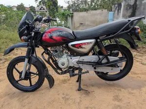 Bajaj Boxer X125 2026 Black