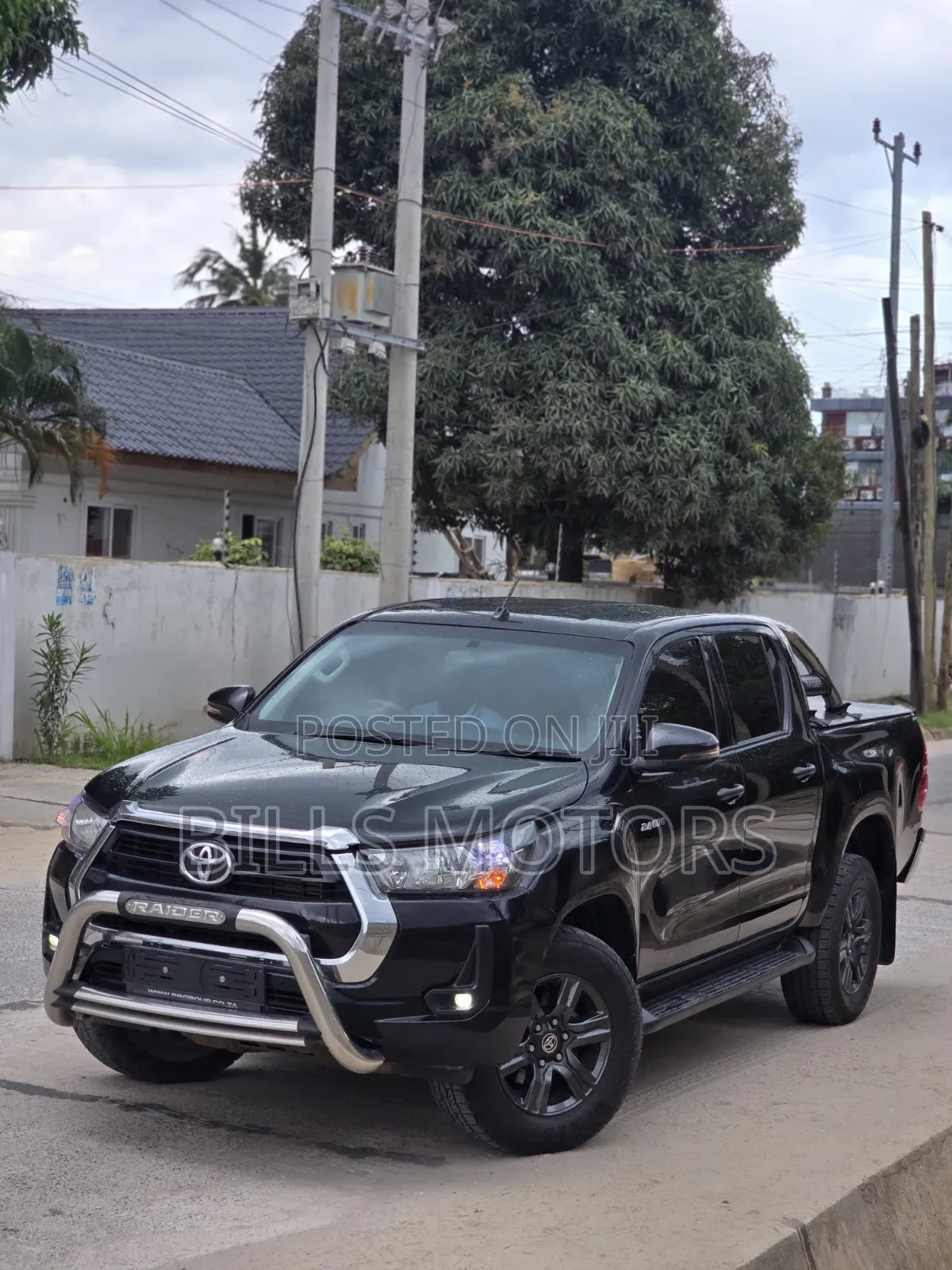 Toyota Hilux Revo Double Cab Deisel 2.4 RWD 2021 Black