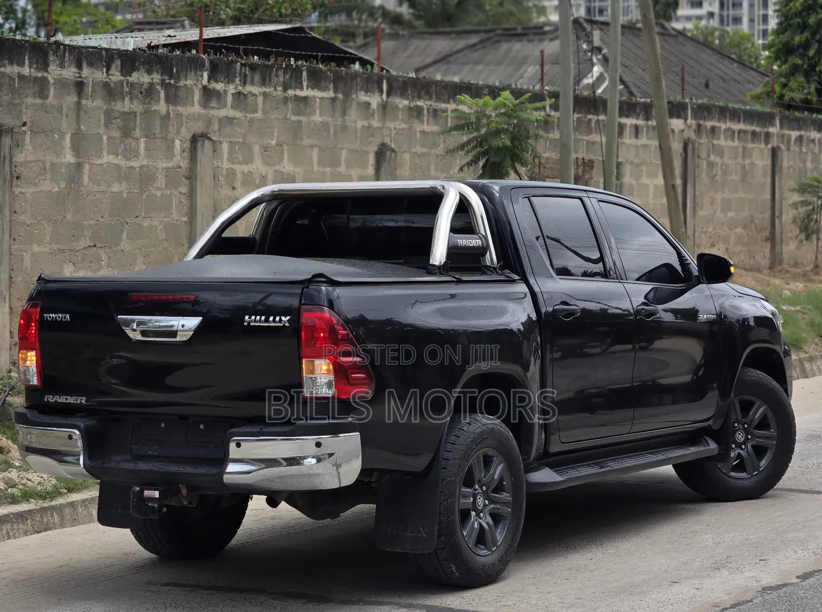 Toyota Hilux Revo Double Cab Deisel 2.4 RWD 2021 Black