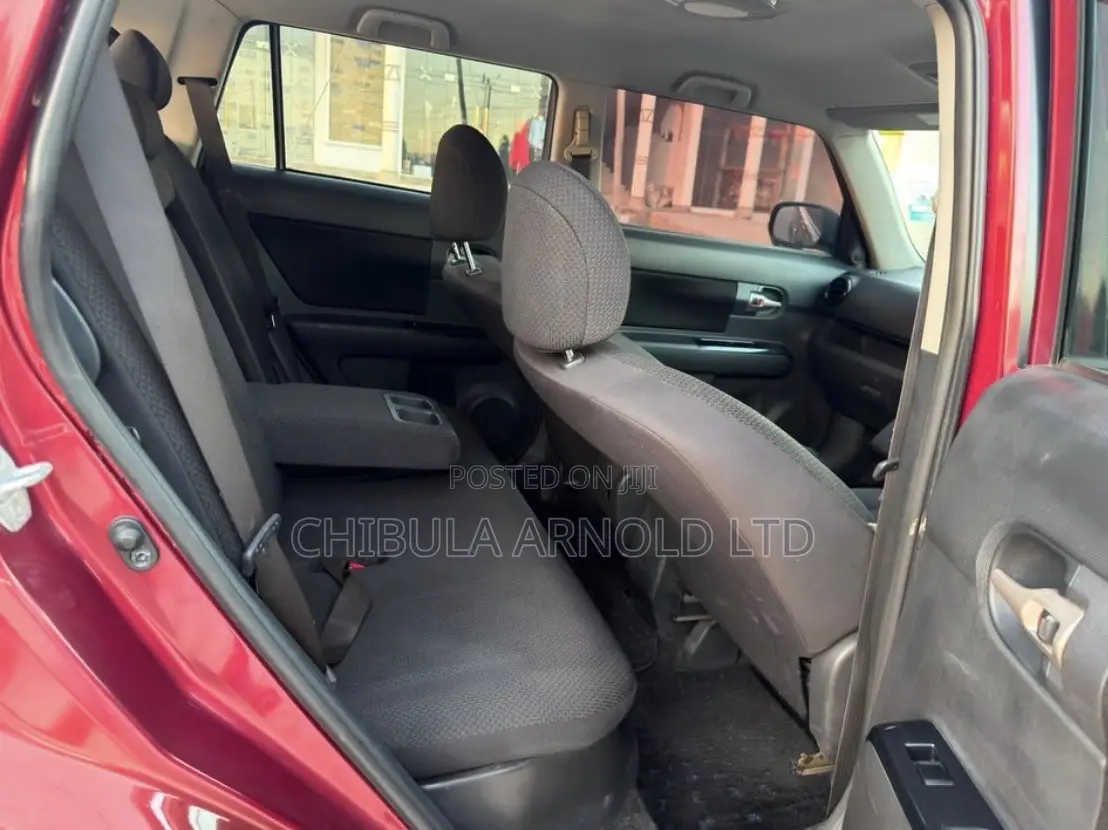 Toyota Rumion 2023 Burgundy