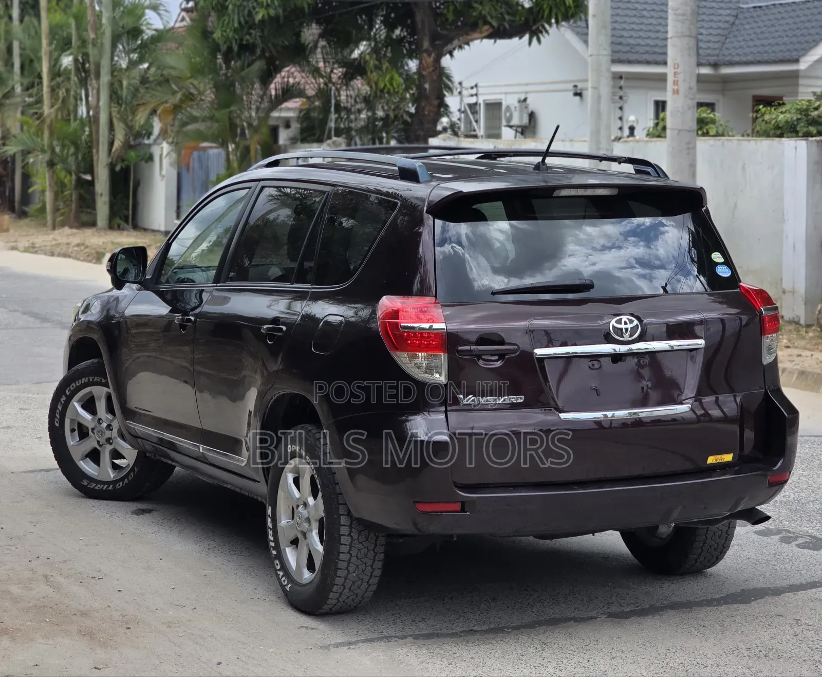 Toyota Vanguard 2010 Black