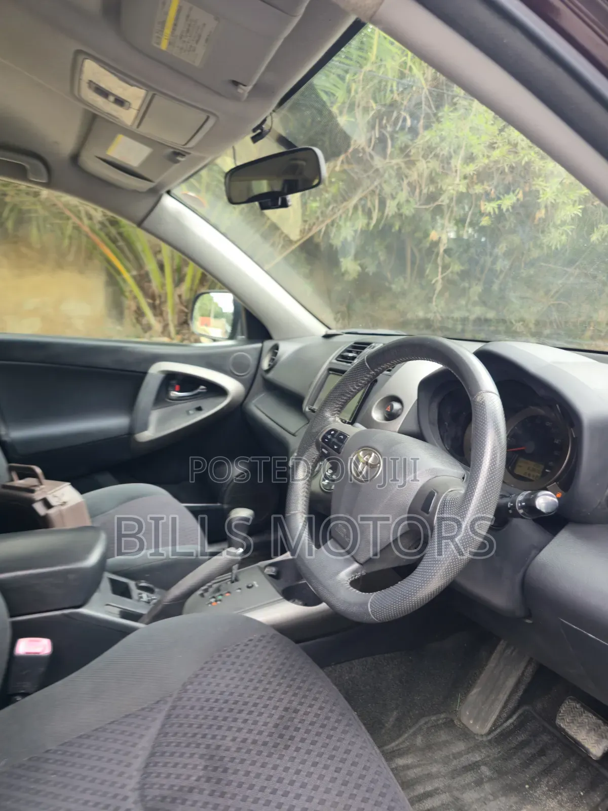 Toyota Vanguard 2010 Black