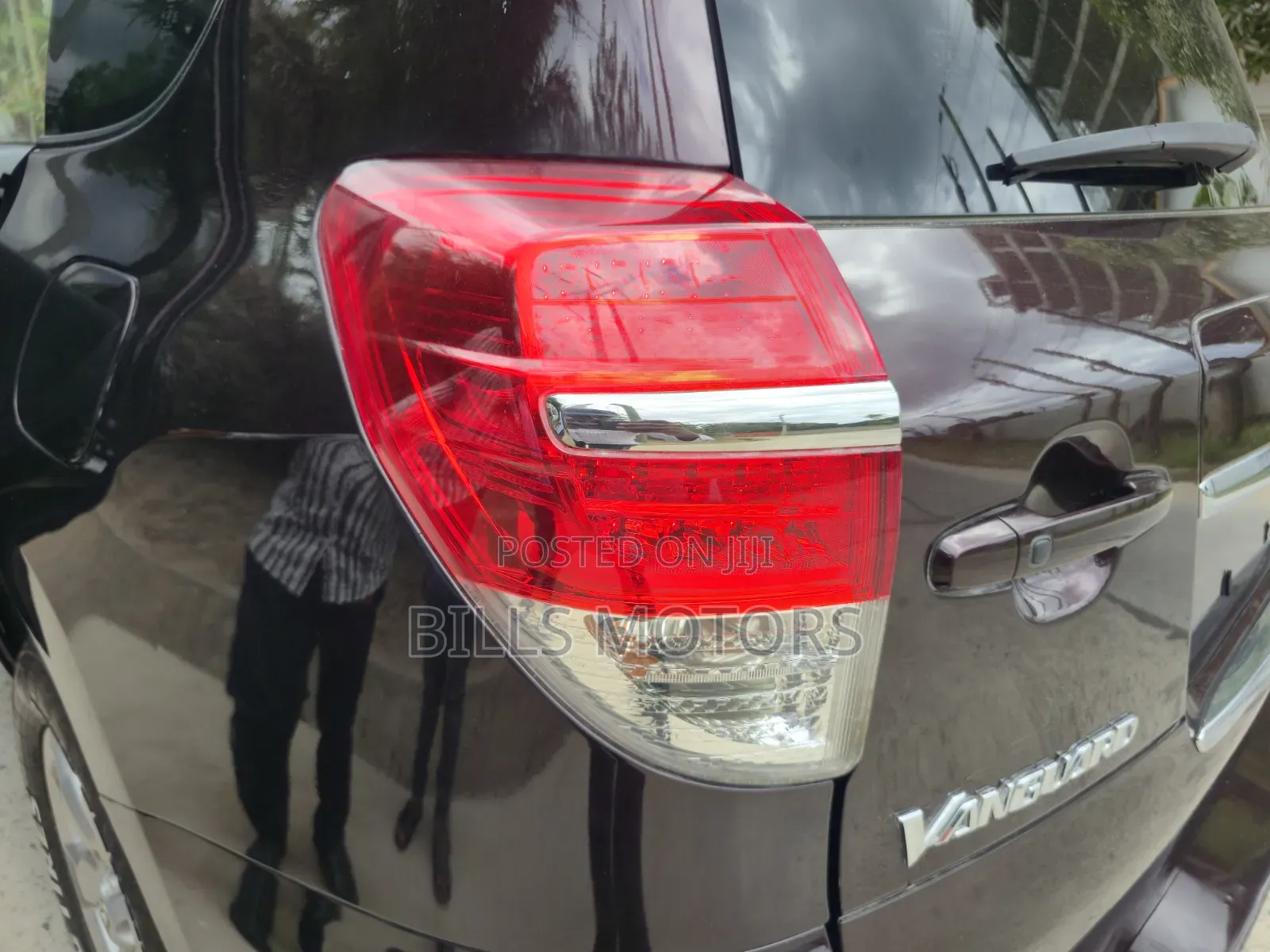 Toyota Vanguard 2010 Black