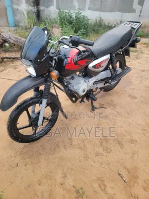 Bajaj Boxer X125 2026 Black