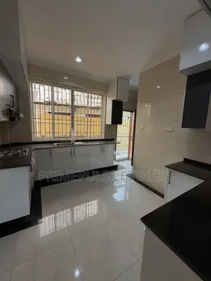 3bdrm House in Msasani for rent