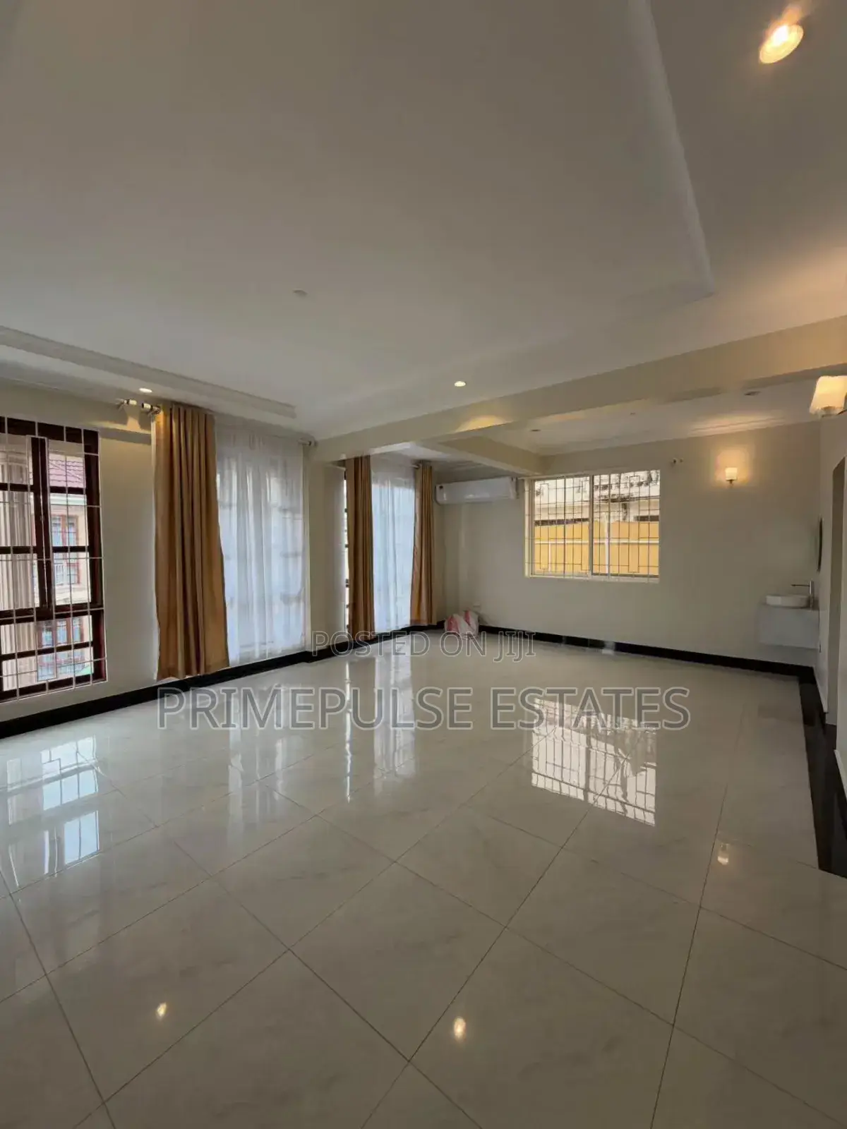 3bdrm House in Msasani for rent