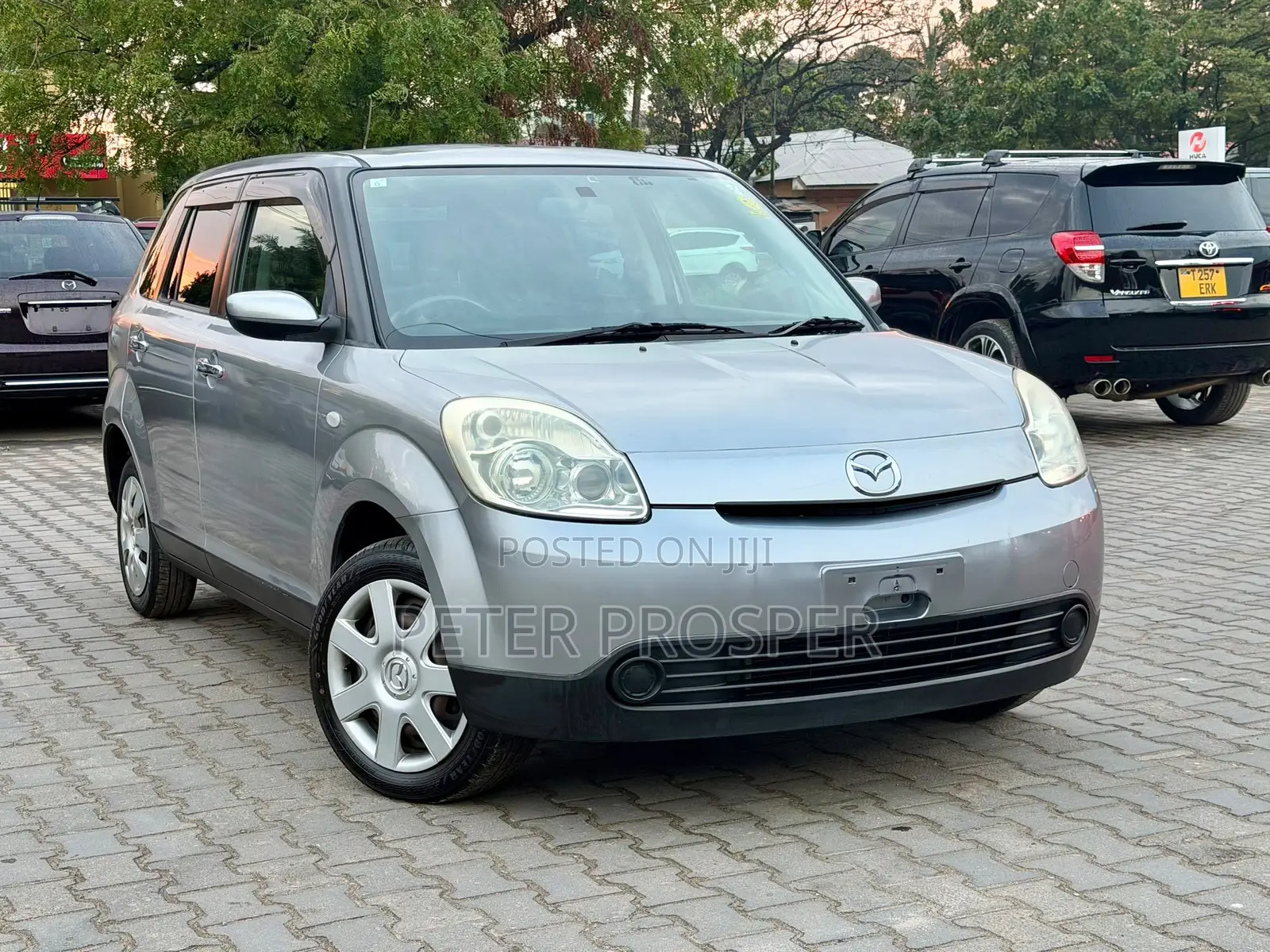 Mazda Verisa 2009 Silver