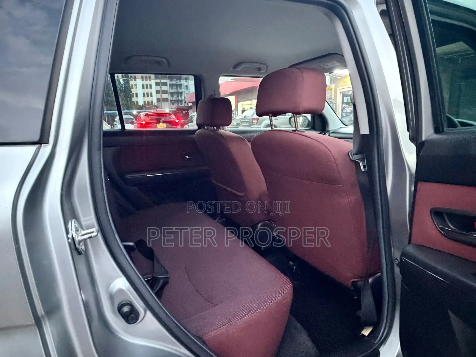 Mazda Verisa 2009 Silver