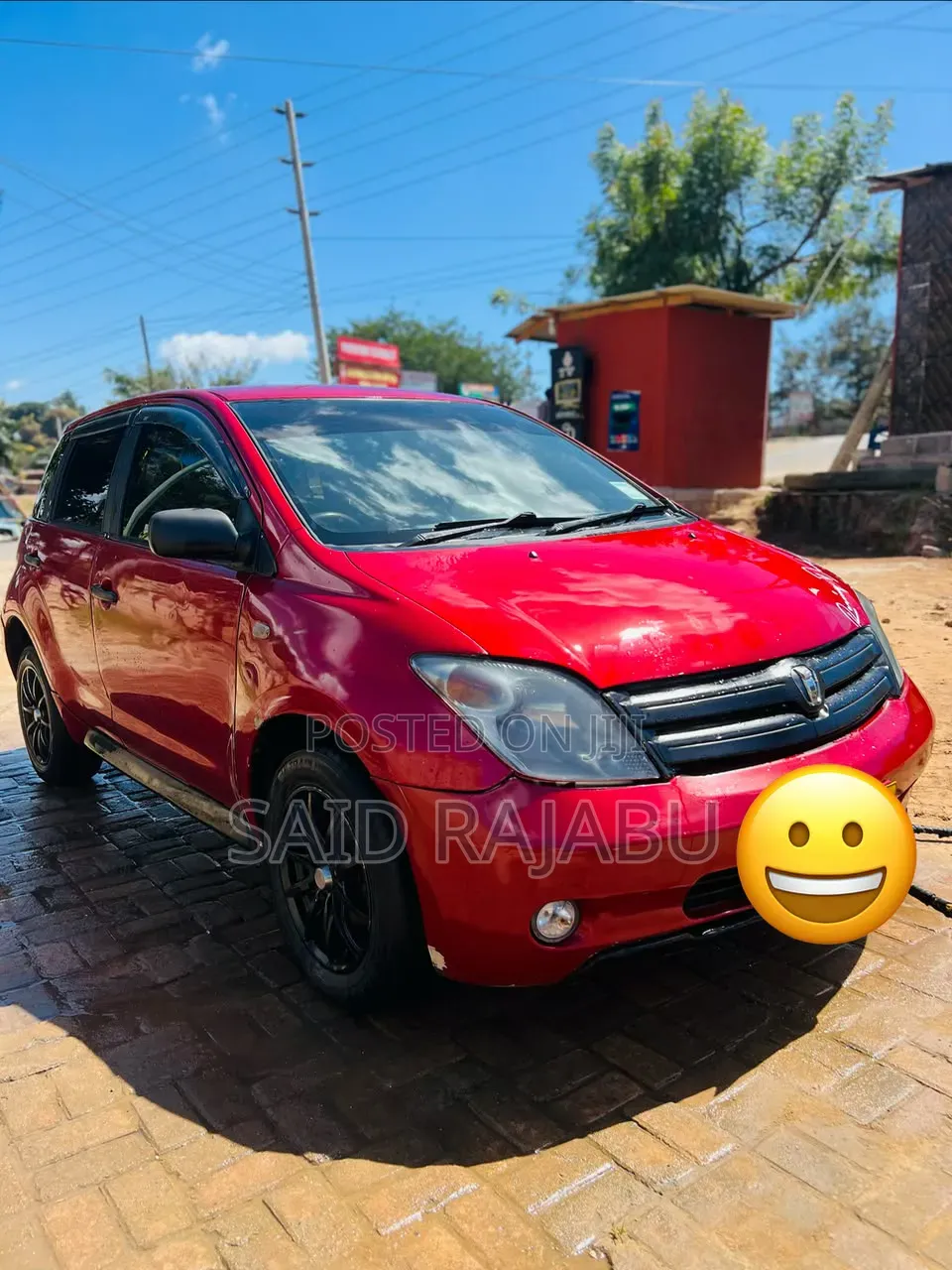 Toyota IST 2005 Red