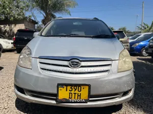 Toyota Corolla Spacio 2004 Silver