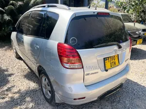 Toyota Corolla Spacio 2004 Silver