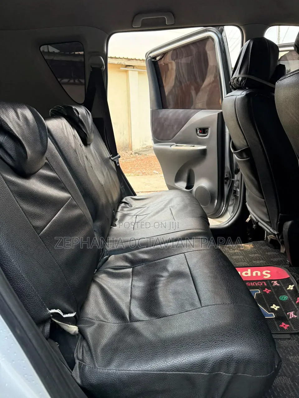Toyota Ractis 2006 Silver