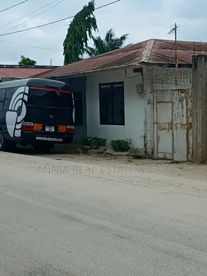 6bdrm House in Kinondoni for sale