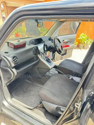 Toyota Corolla Rumion 2008 Black