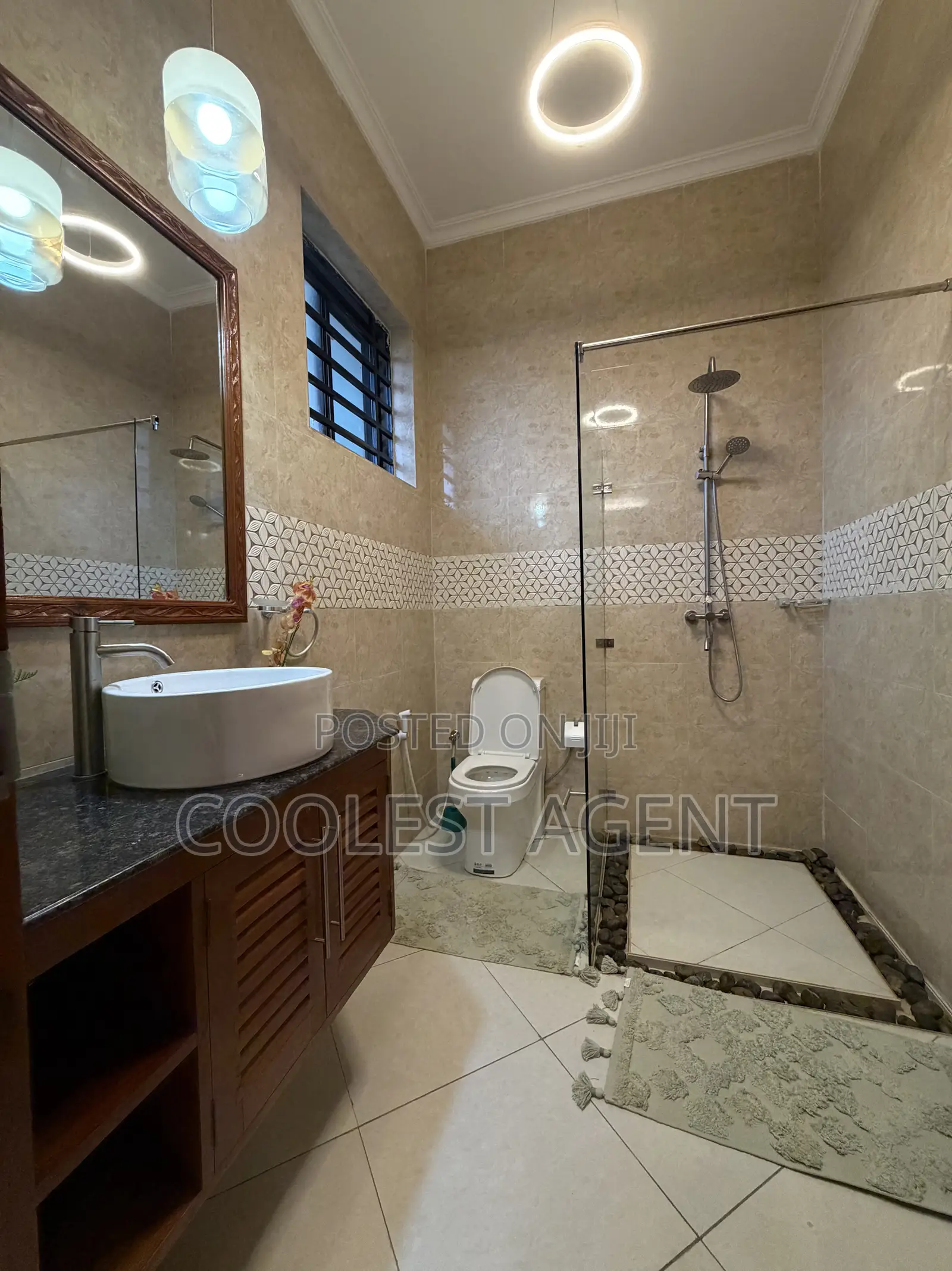 Furnished 3bdrm Villa in Coolest Estate, Oyster Bay for rent