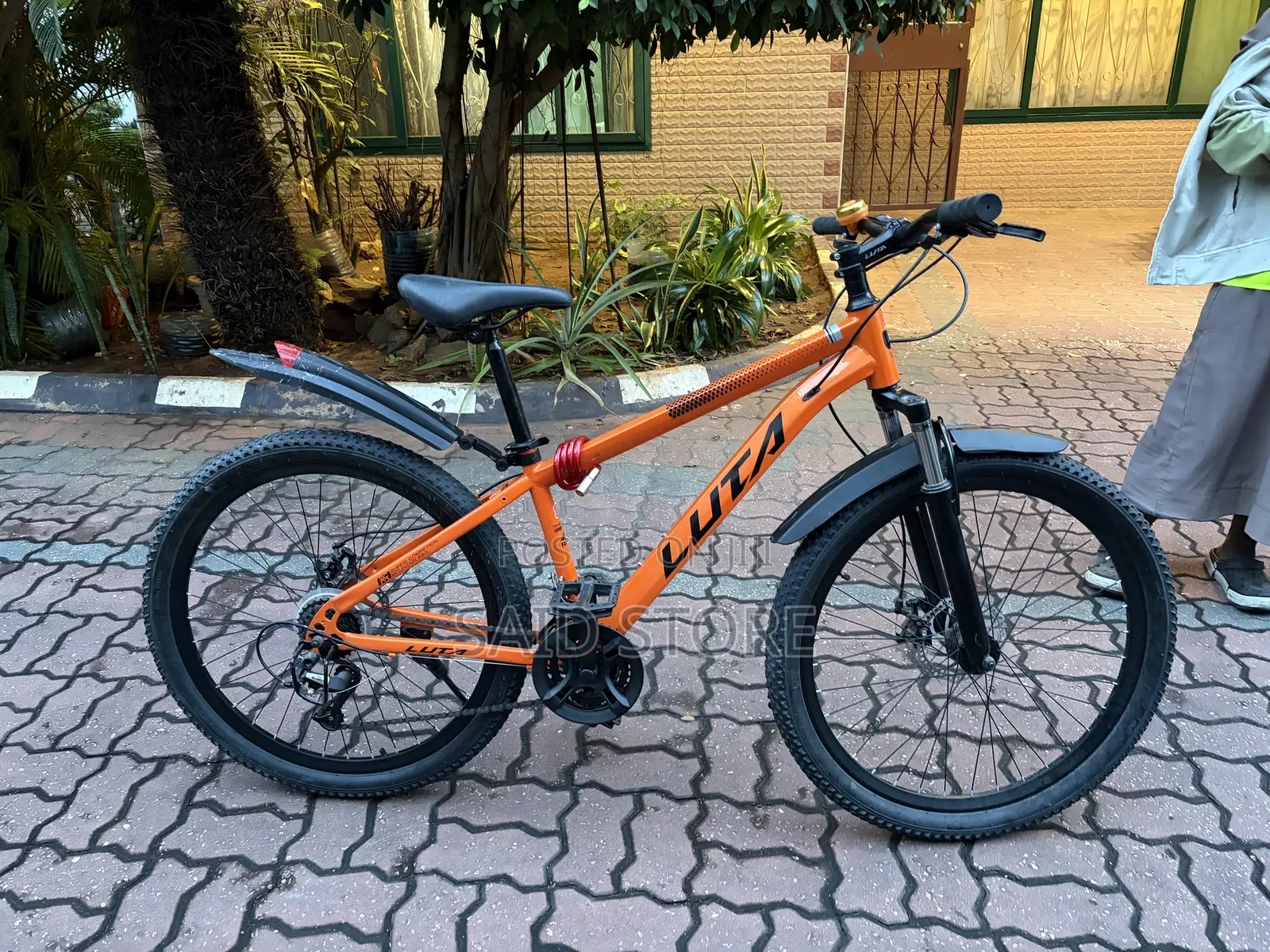 Soft Tail Mountain Bike, Dual Shock Off Road, Adult Teen High Intens