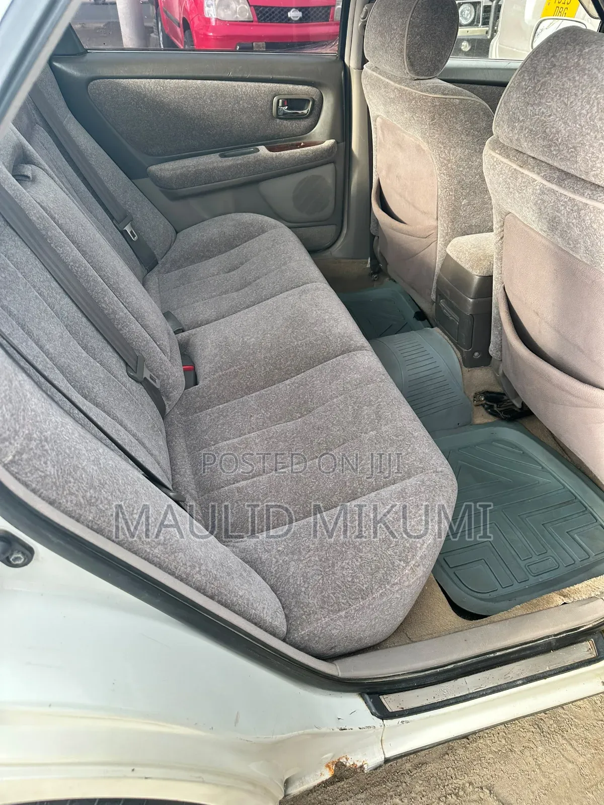 Toyota Cresta 1998 White