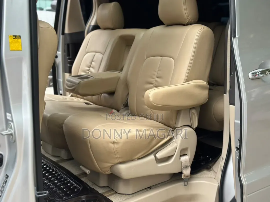 Toyota Alphard 2007 Silver