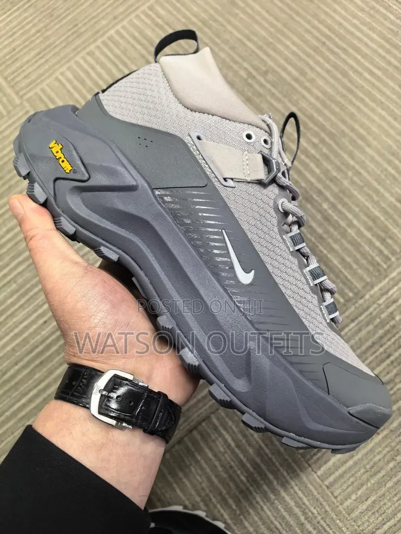 4 Colours Goretex Vibrant Nike Brand Men's Leather Sneakers or Shoes