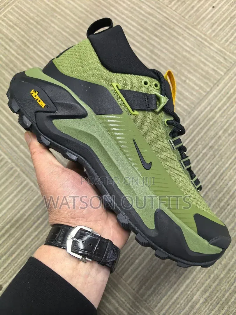 4 Colours Goretex Vibrant Nike Brand Men's Leather Sneakers or Shoes
