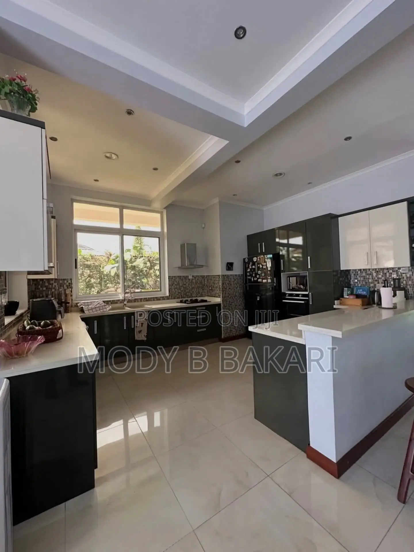 4bdrm House in Mikocheni for sale