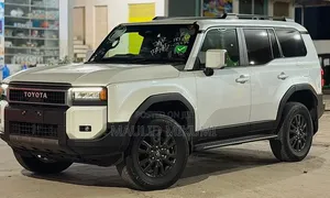 Toyota Land Cruiser Prado 2025 White