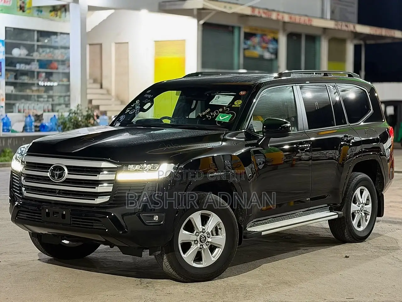 Toyota Land Cruiser LC300 2024 Black