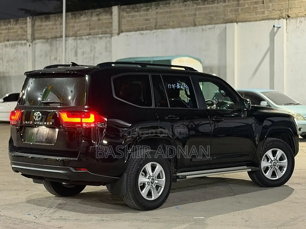 Toyota Land Cruiser LC300 2024 Black