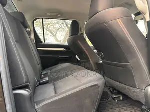 Toyota Hilux 2021 Matt Black