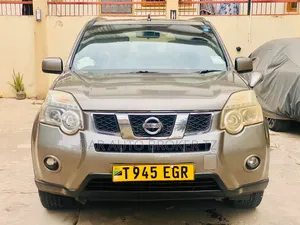 Nissan X-Trail 2010 Gray
