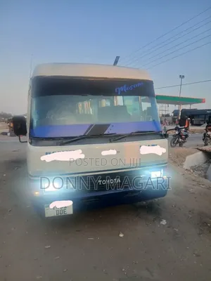 Toyota Coaster 2002 White