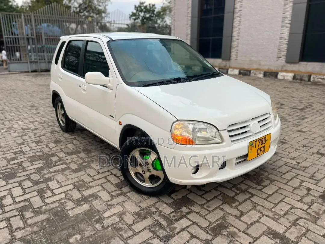 Suzuki Swift 2004 White