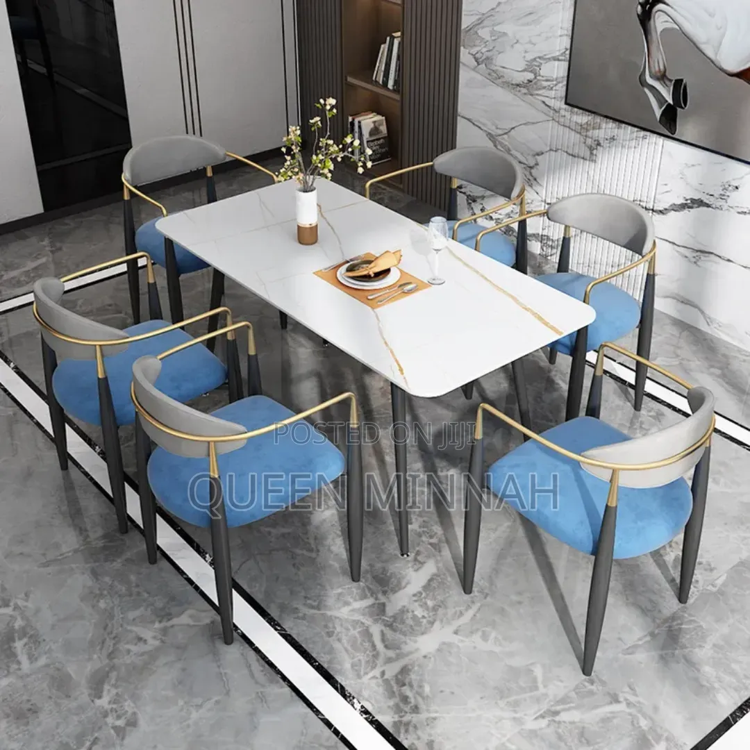 Mable Table 6 Chairs