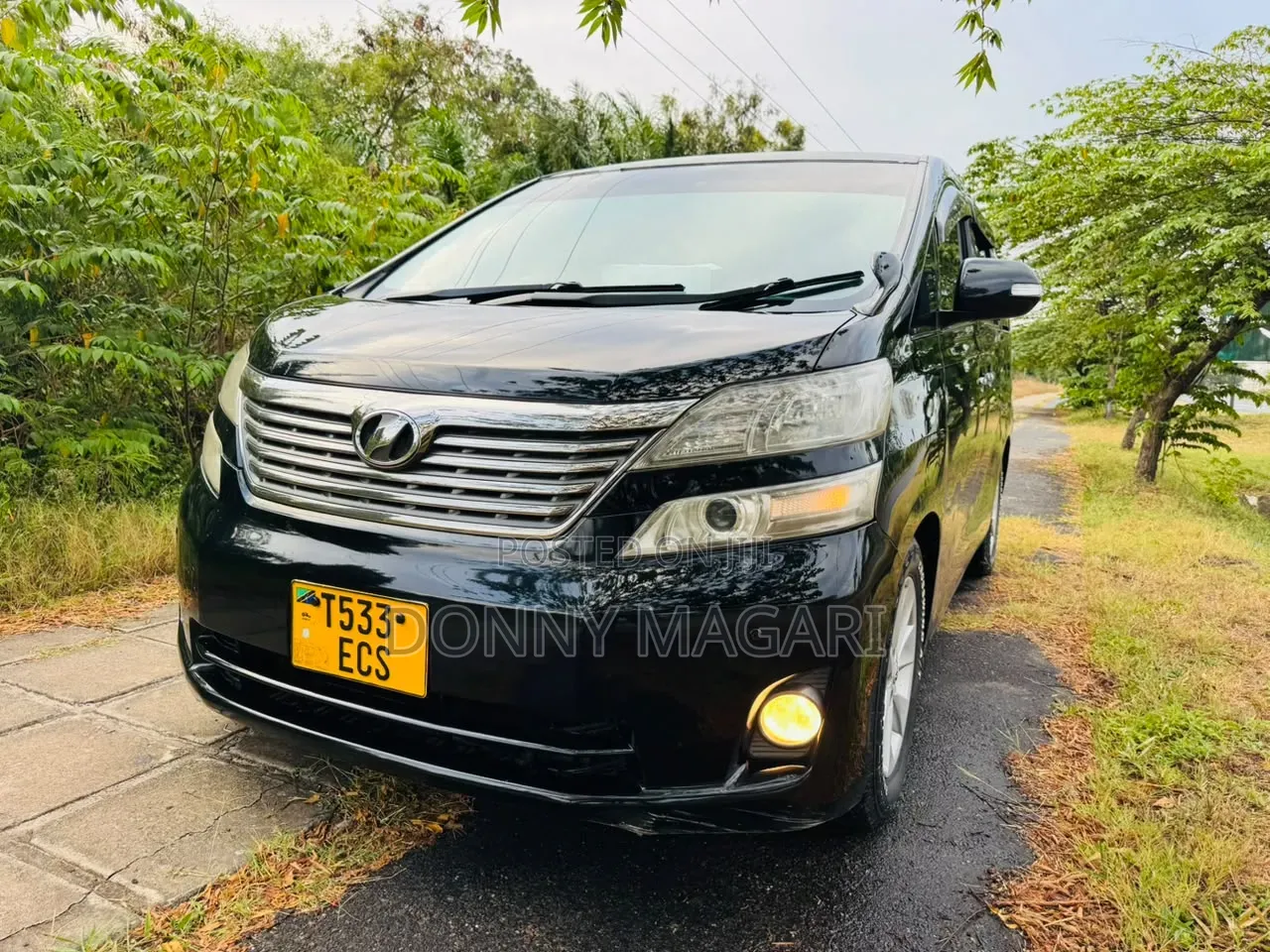 Toyota Vellfire 2008 Black